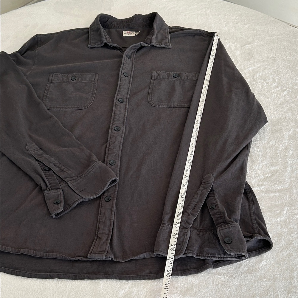 Faherty Men's Charcoal Button-Down Shirt - Picture 8 of 14